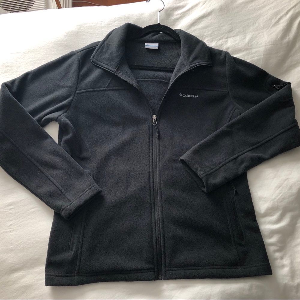 Women’s Black Fleece Columbia Jacket - Size L